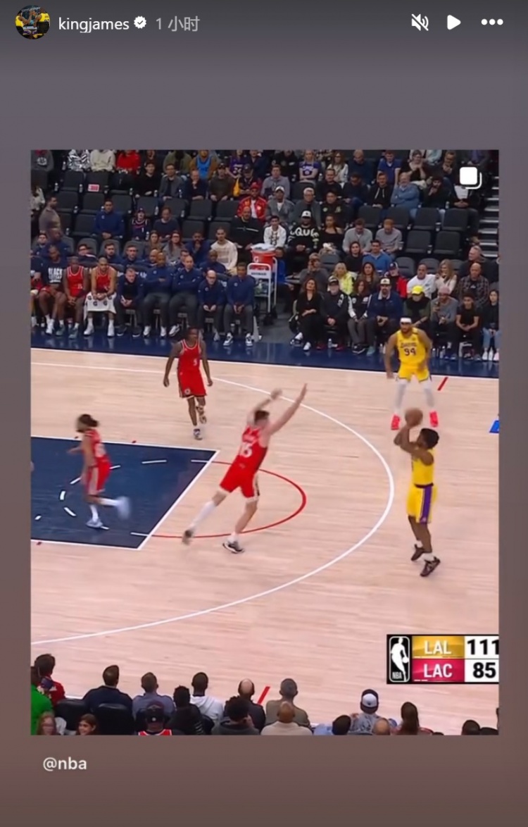  為你驕傲！布朗尼投進(jìn)NBA生涯首記三分球！詹姆斯賽后轉(zhuǎn)發(fā)