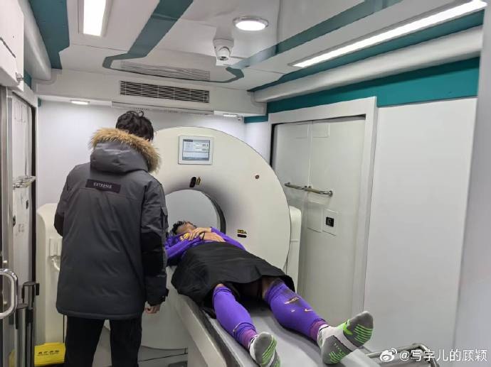  記者：謝維軍初步檢查無大礙，后續(xù)兩天還要注意觀察