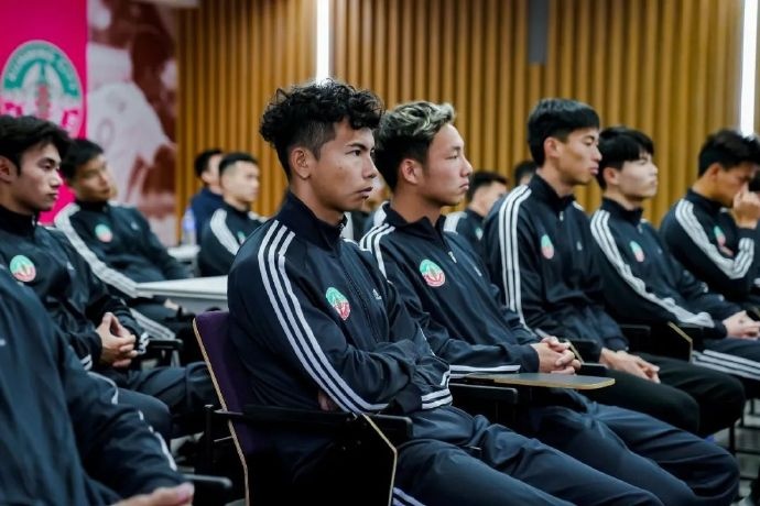  出征中乙！昆明城星足球俱樂部11日舉行新賽季見面會暨出征儀式