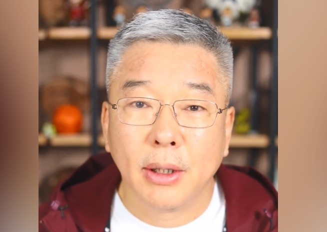  劉建宏談如何使用塞鳥：他滿足國(guó)足前腰要求，但不能讓他陷入群狼