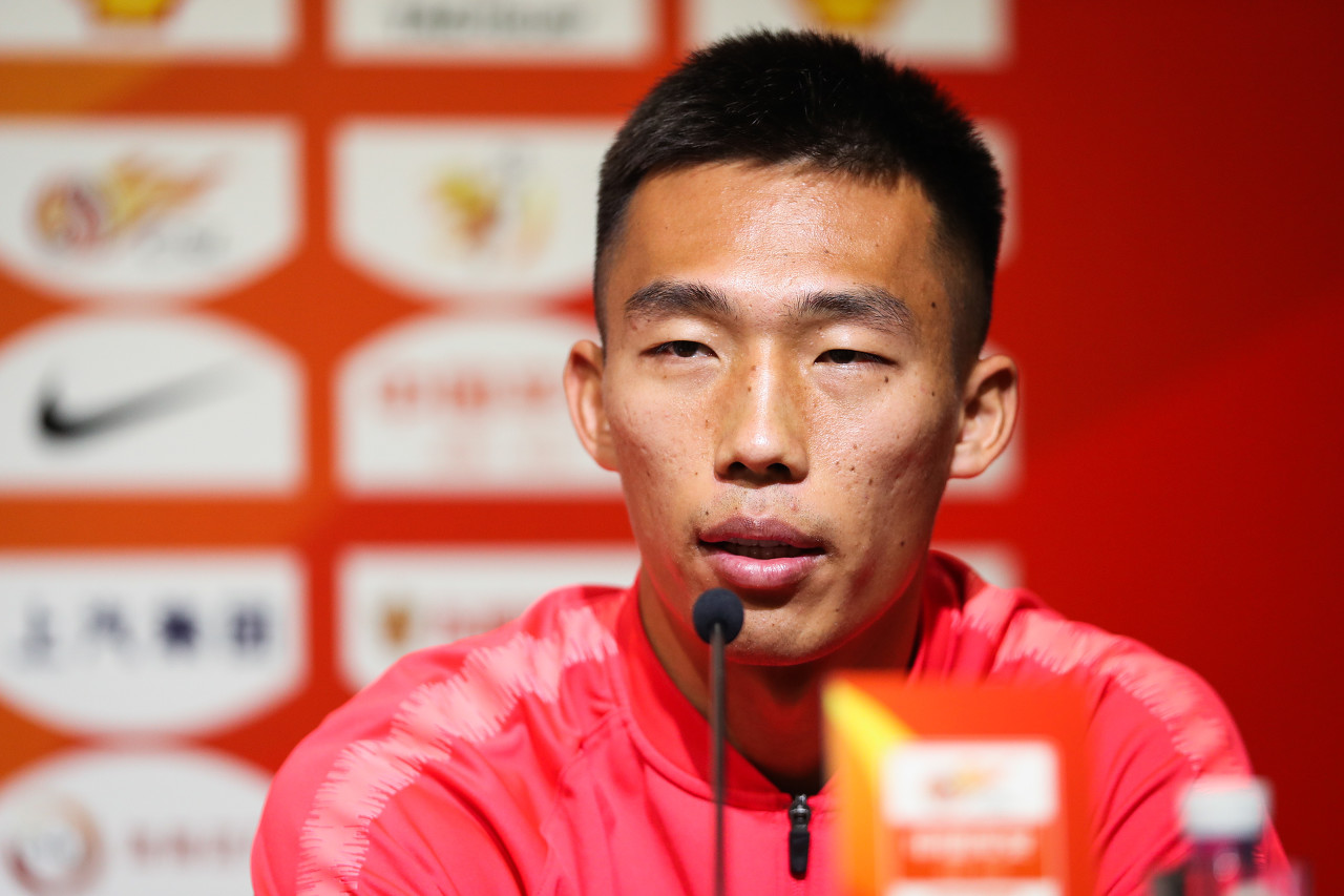  東體：劉小龍已前往西海岸報到 大連方面一直對劉祝潤、賀慣有意