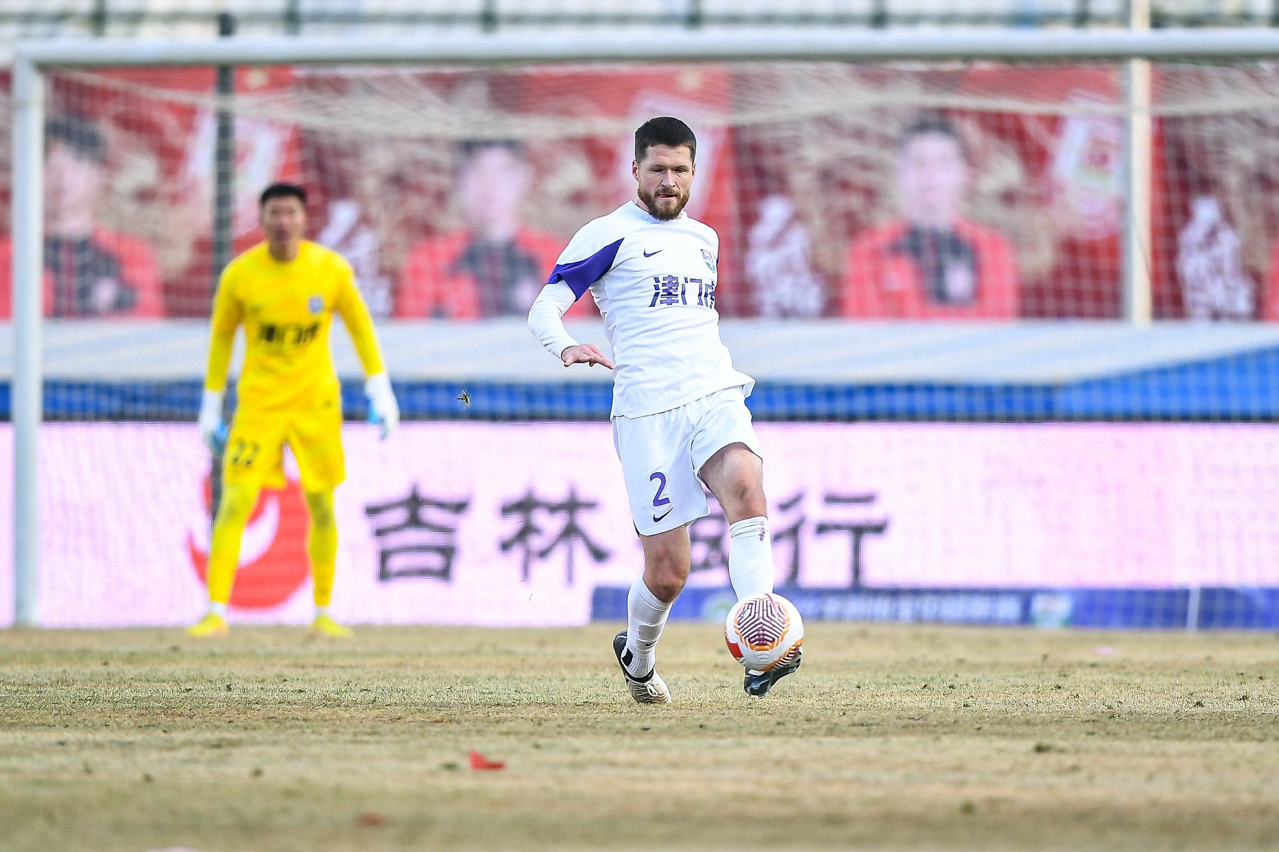  津門虎舊將亞冠對(duì)決格蘭特勝出，津媒：他離開津門虎因存?zhèn)‰[患